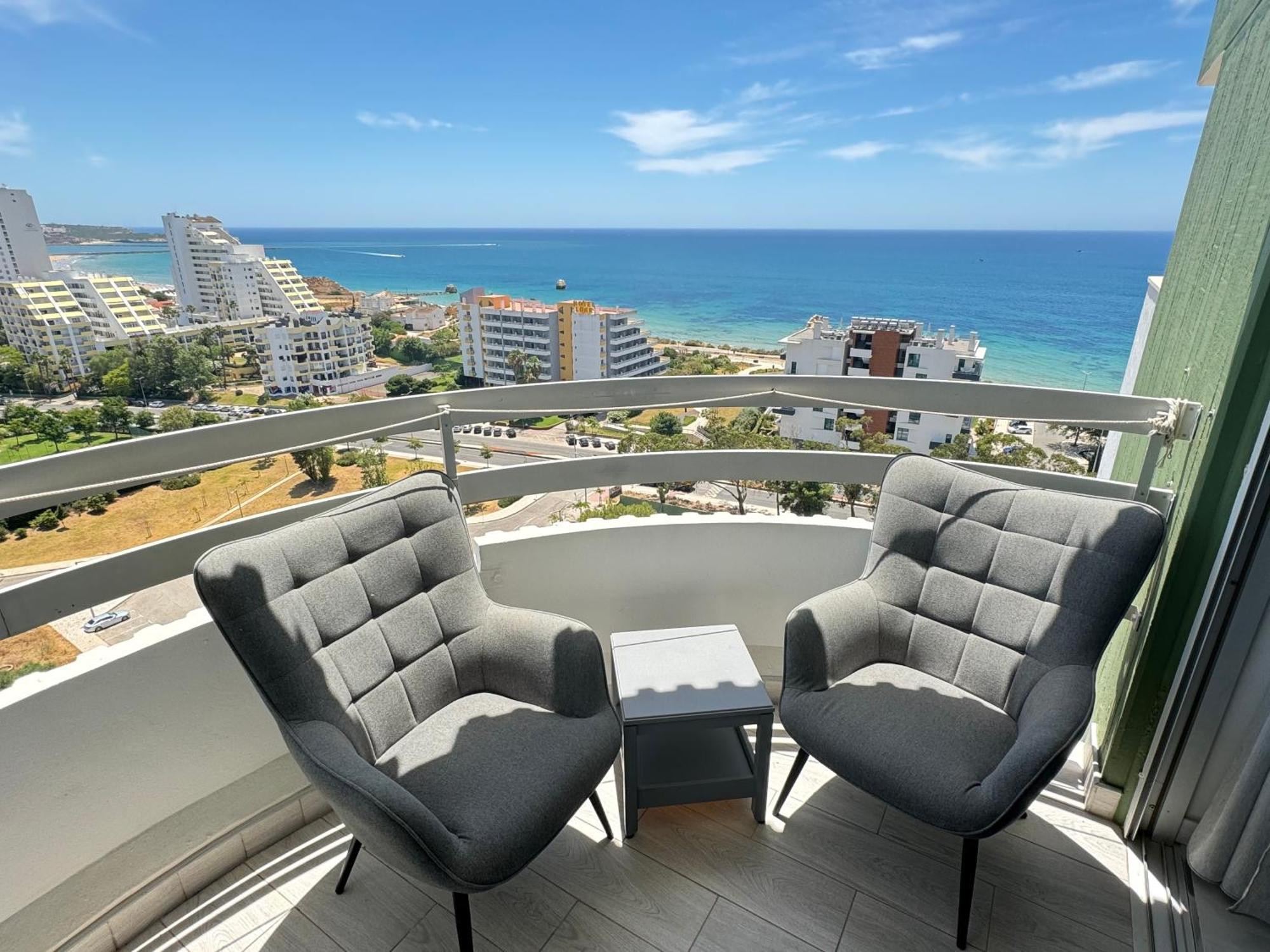 Top Ocean View Apartment - Amazing Sunset - Modern Style - Pool & 200M To Beach Portimao Exterior photo
